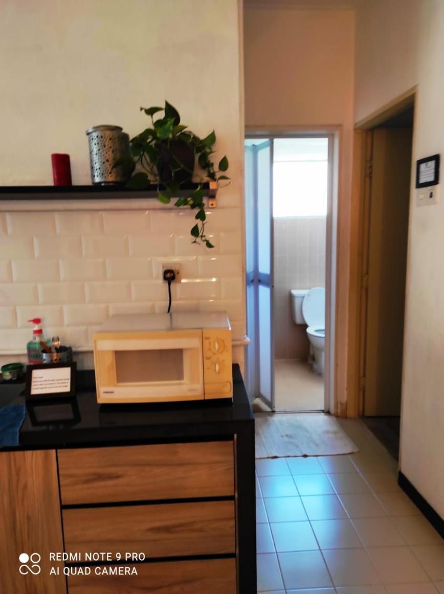 Jean Cleancomfy Apt Near Beach باتو فيرينغي المظهر الخارجي الصورة