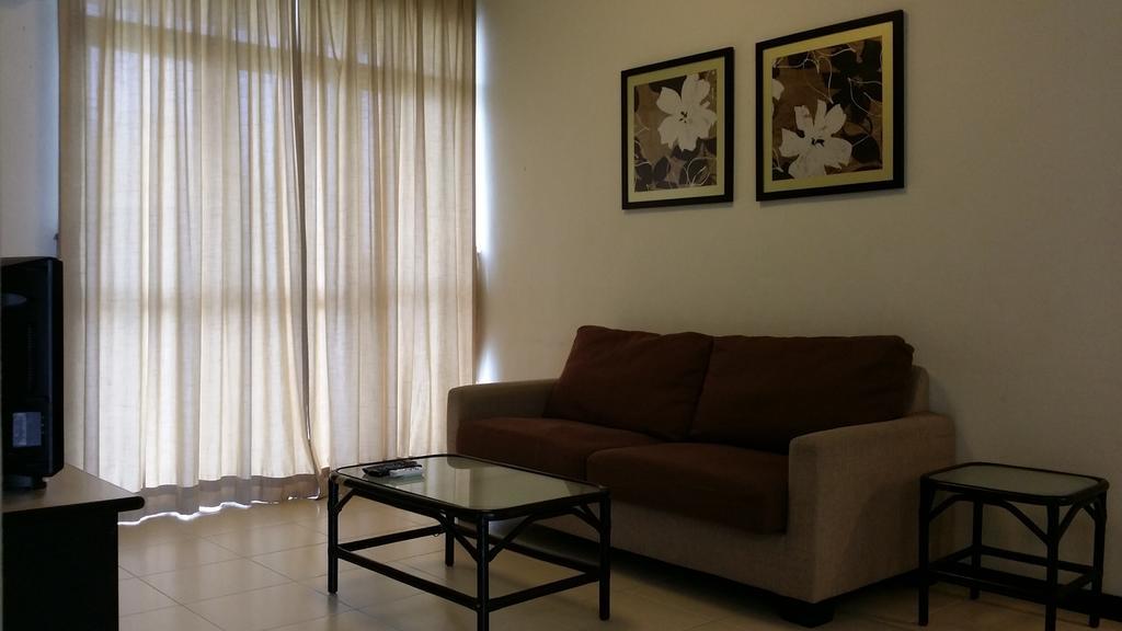 Jean Cleancomfy Apt Near Beach باتو فيرينغي الغرفة الصورة